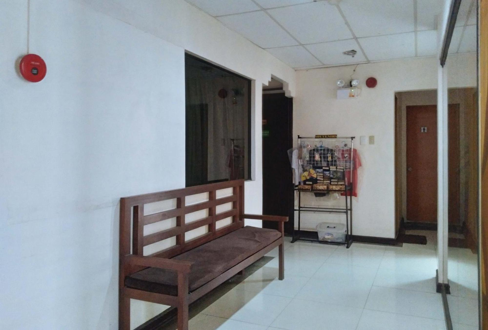 Hotel Reddoorz Near Ormoc Port Terminal Extérieur photo