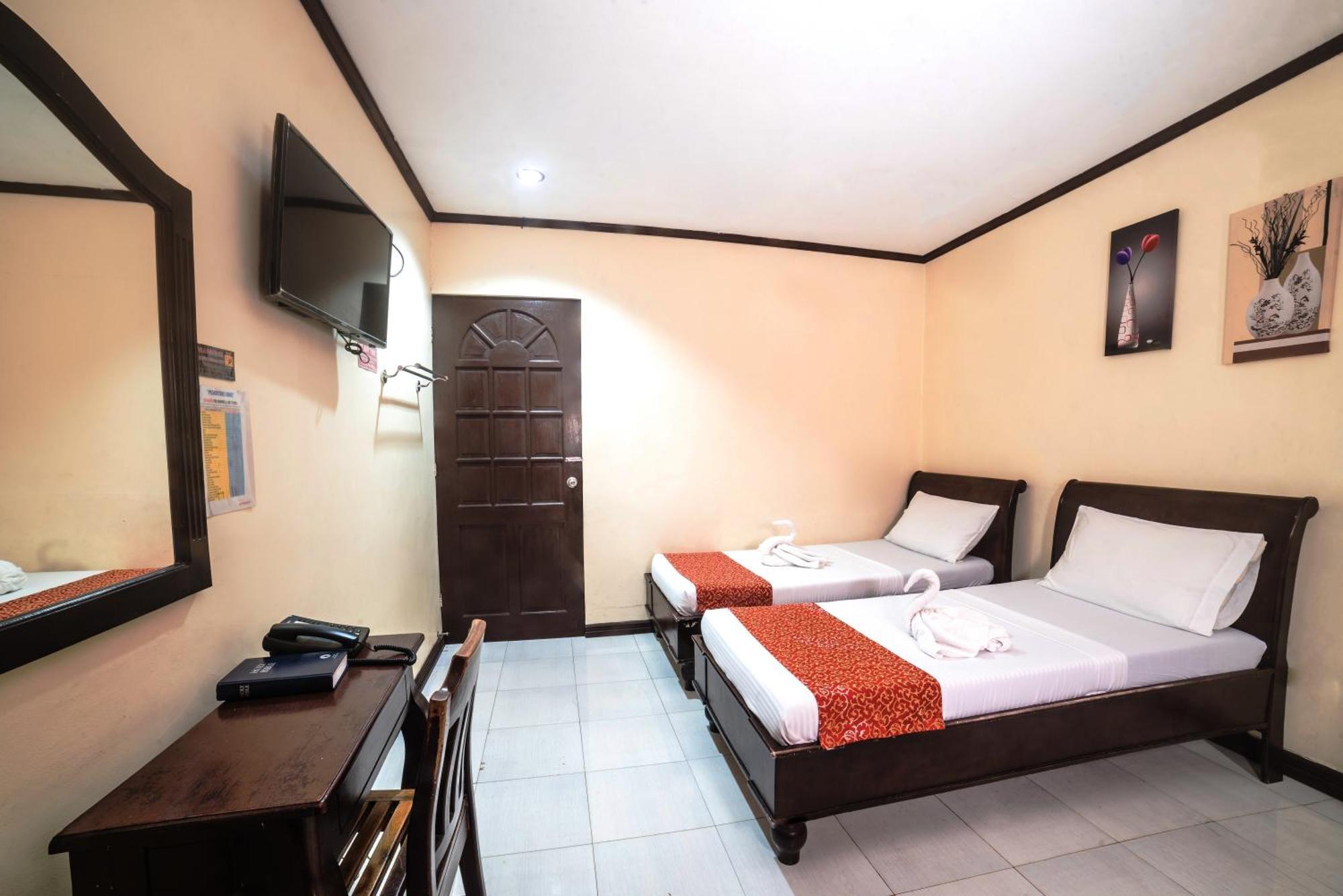 Hotel Reddoorz Near Ormoc Port Terminal Extérieur photo